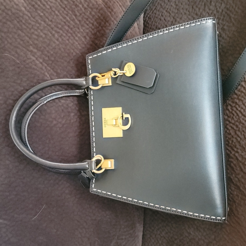 Guess Stephi Girlfriend Satchel